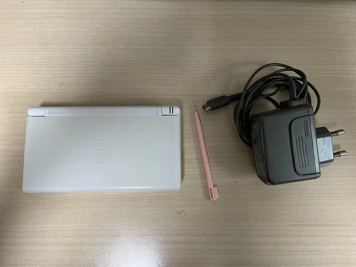 닌텐도 DS lite 판매합니다